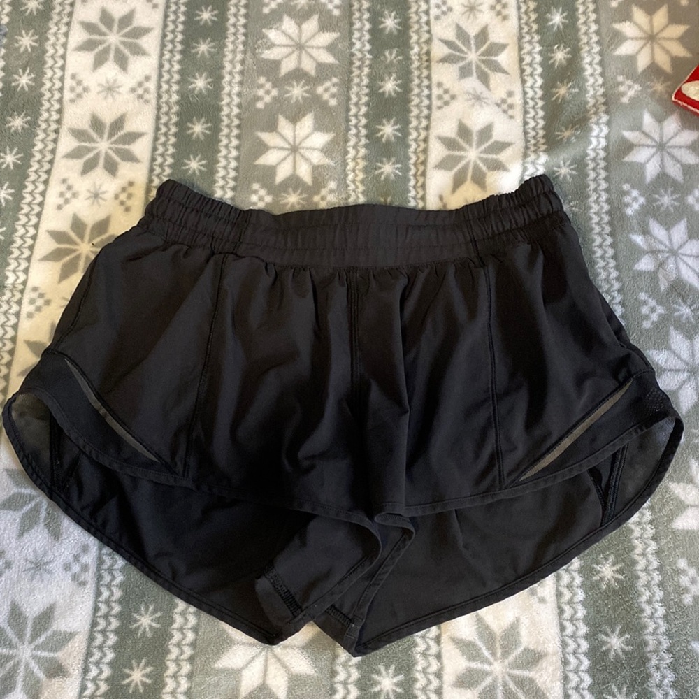 Black hotty hot shorts